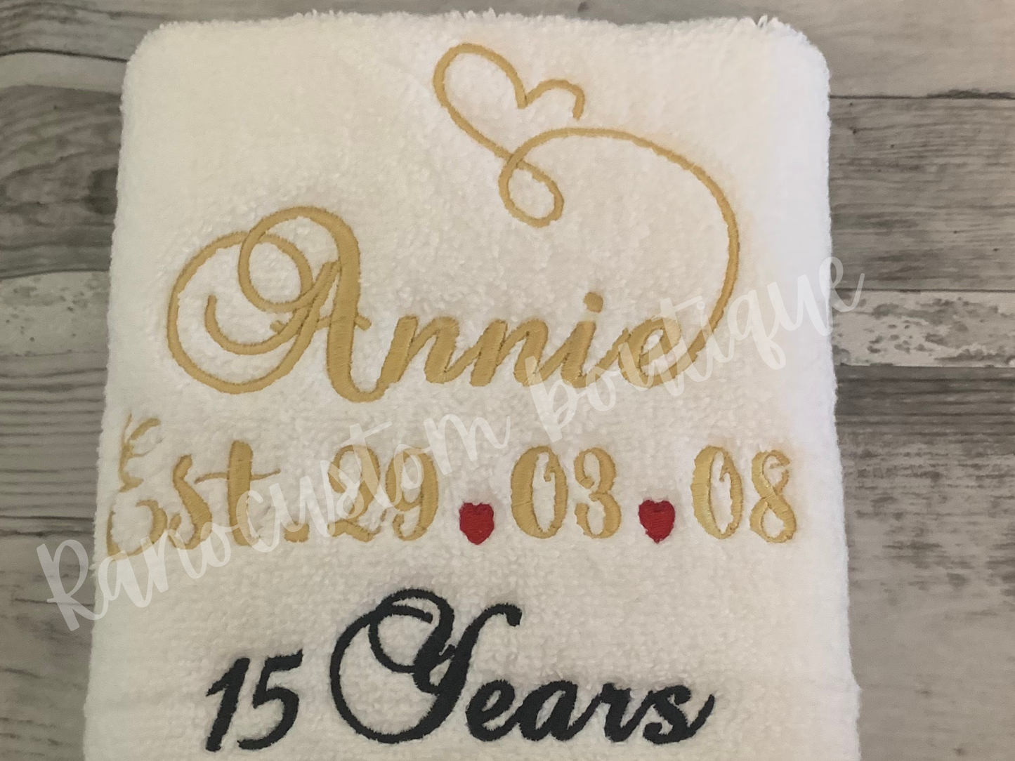 Personalised Luxury Wedding Anniversary Towel Set of 2, Embroidered Anniversary Gift Set, Couple Gifts, Hand Towels, Wedding Gift