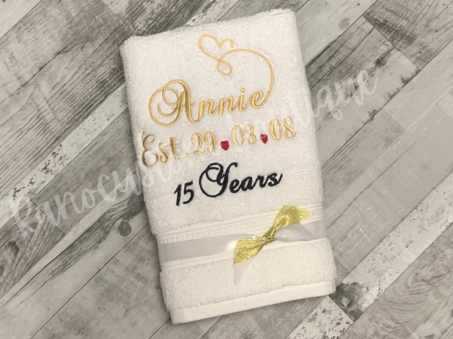 Personalised Luxury Wedding Anniversary Towel Set of 2, Embroidered Anniversary Gift Set, Couple Gifts, Hand Towels, Wedding Gift