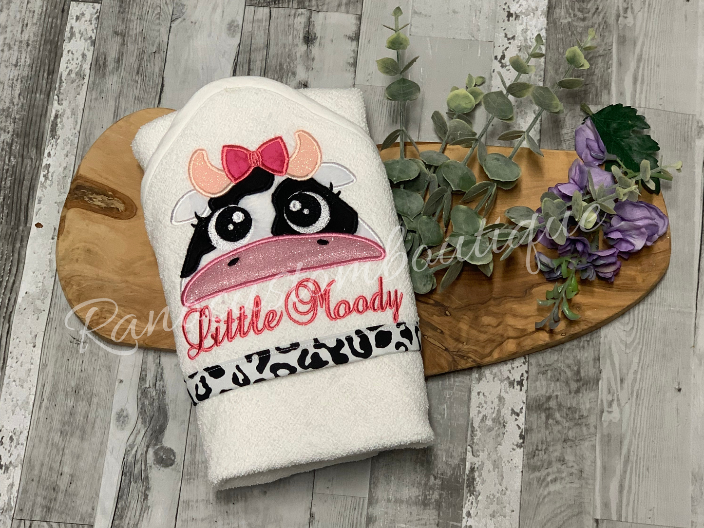 Baby Cow Hooded Girl Towel, Newborn Gift Design, Embroidered Hooded Baby Cow Towel, Baby Shower Gift