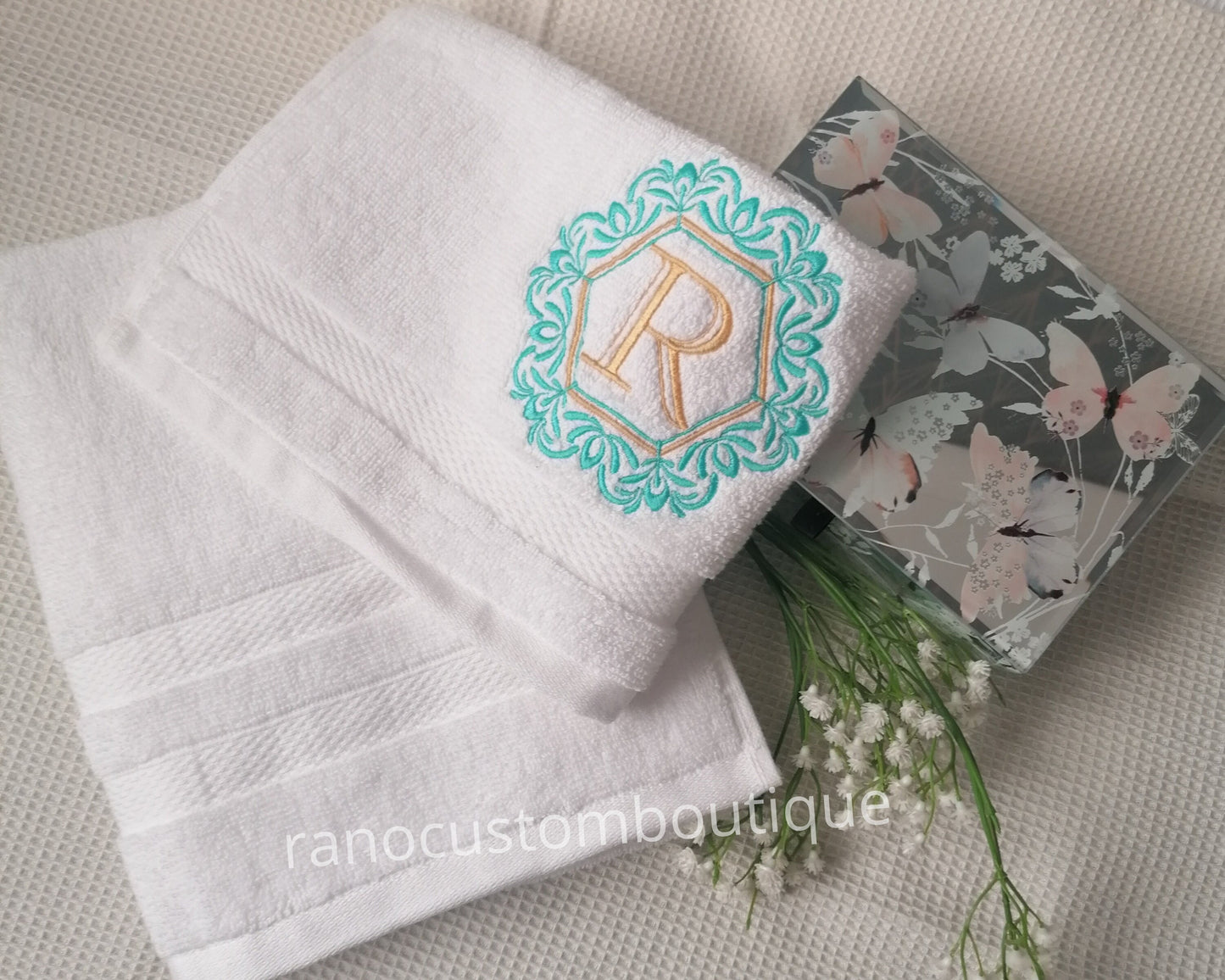 Personalized Embroidered Face Cloth/Hand Towel/Bath towel, Monogrammed Towels, Embroidered towels, Wedding Gifts, Custom Name Towels