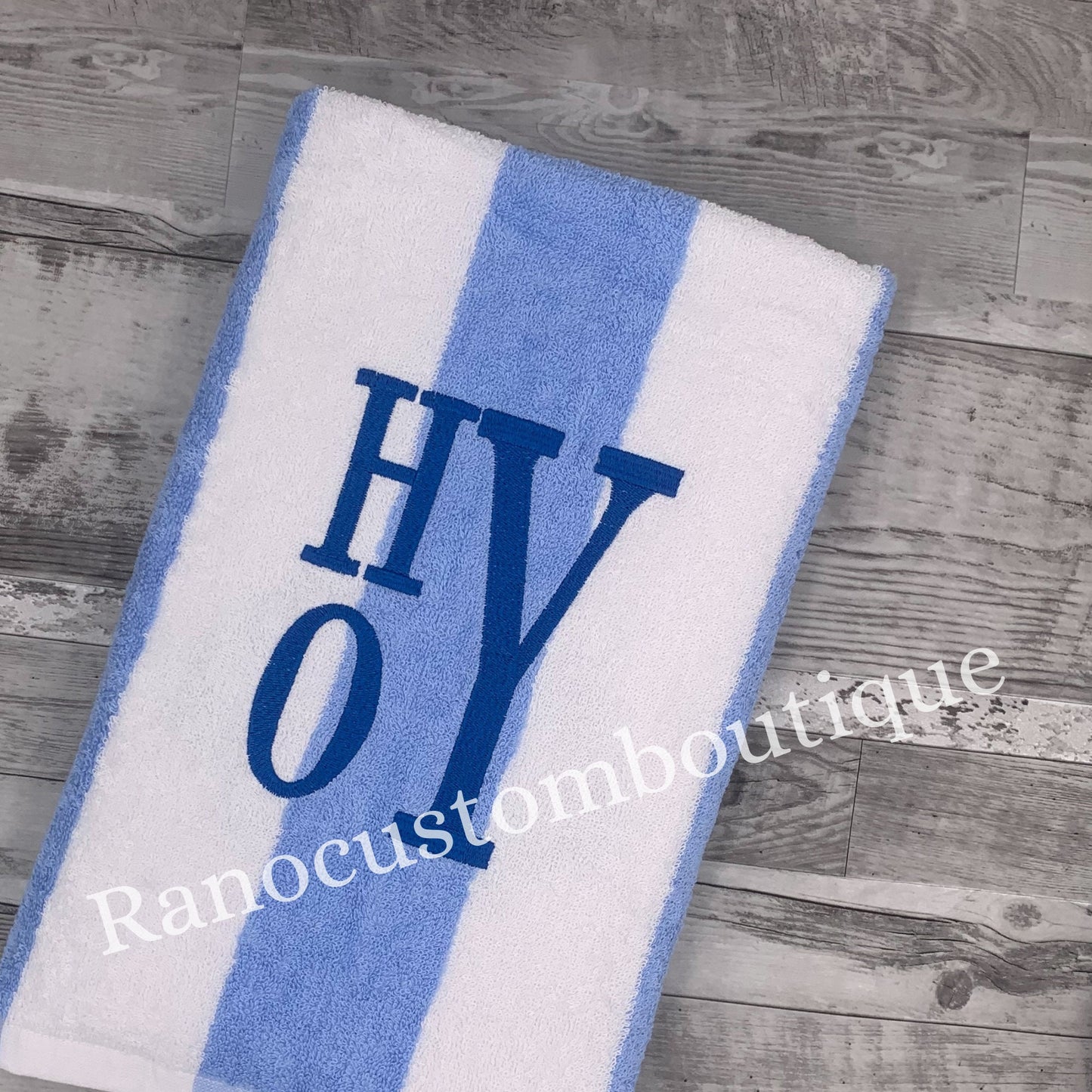 Personalised Monogrammed Beach Towel, Embroidered Gym Towel, Custom Monogram Towels, Beach Towels, Elegant Pool Towel, Gift Beach Towels