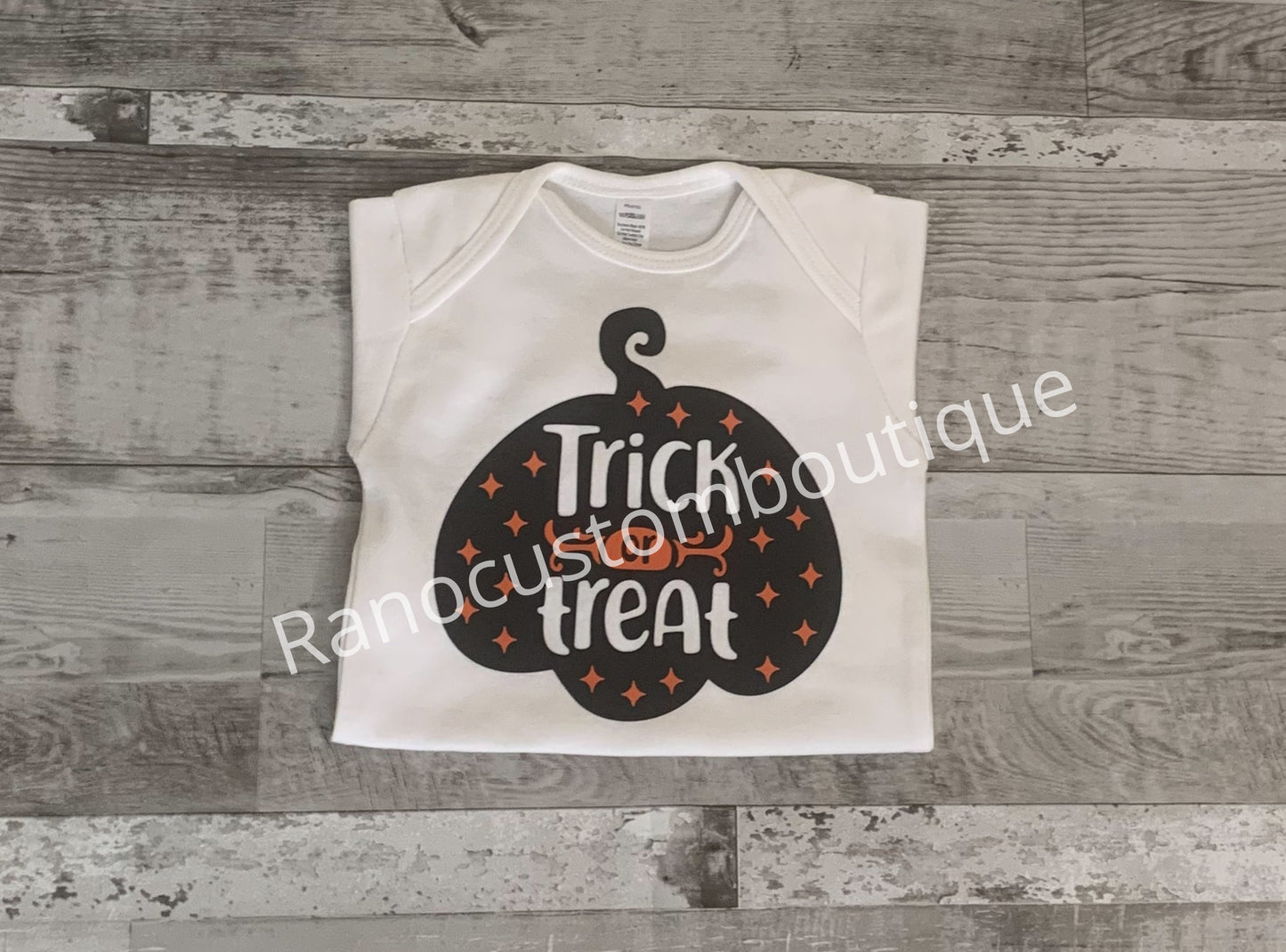 Pumpkin Shirt, Pumpkin HTV Boys Shirt, Kids Pumpkin Shirt, Kids Personalised Halloween Pumpkin T-Shirt