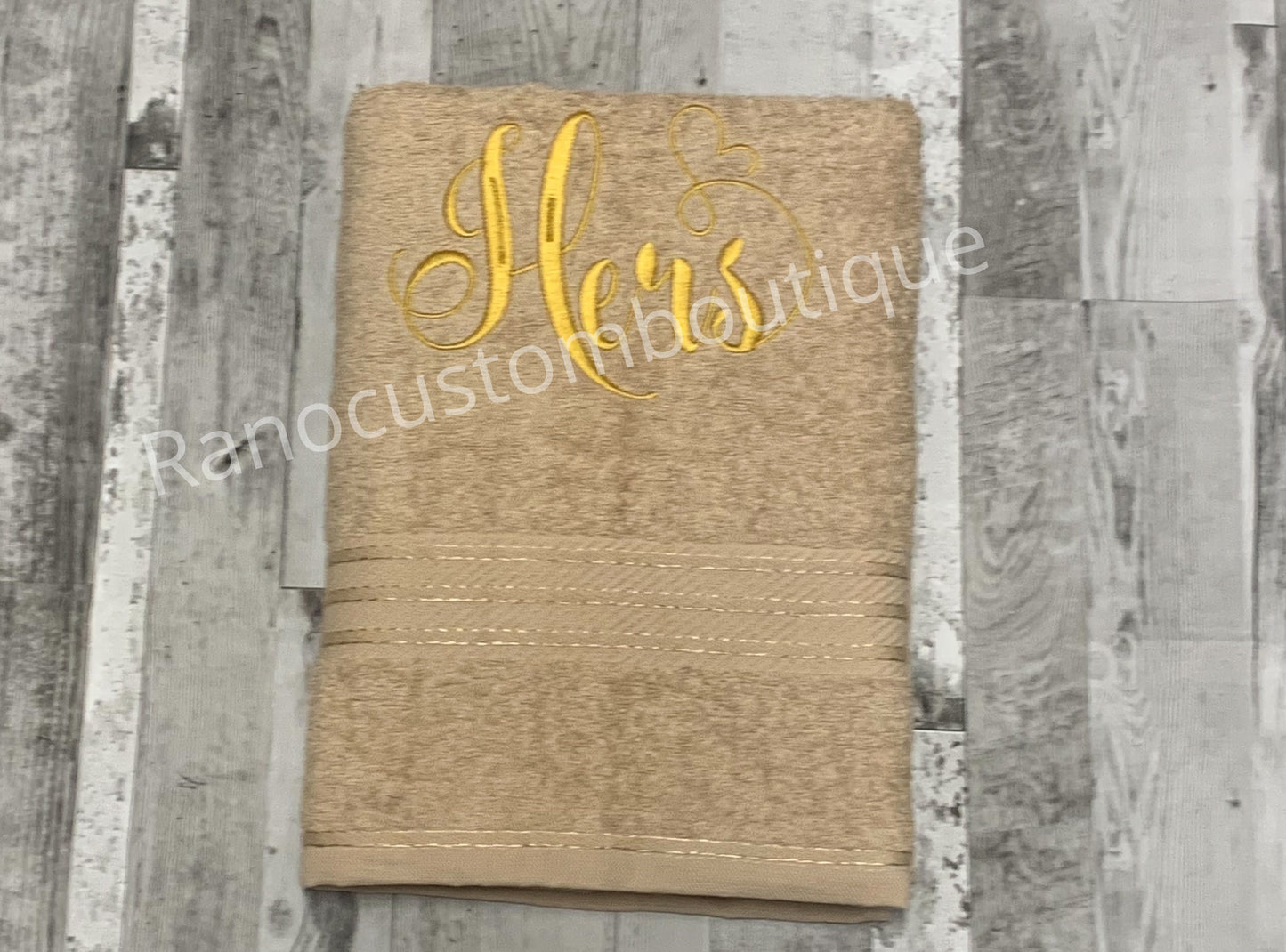 Personalised luxury Wedding Towel Set, Embroidered Engagement Gift Set, His And Hers Couple Gifts, Anniversary Gift Towels