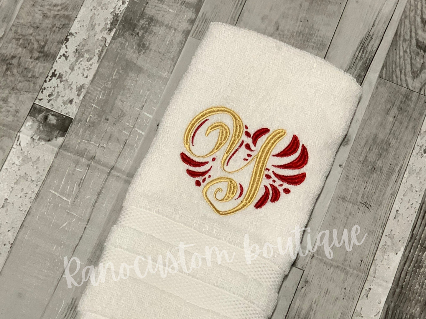 Personalised Luxury Monogrammed Towel,Custom Boutique Towel,Monogrammed Heart Wedding Gift Towels , Embroidered Hand Towel