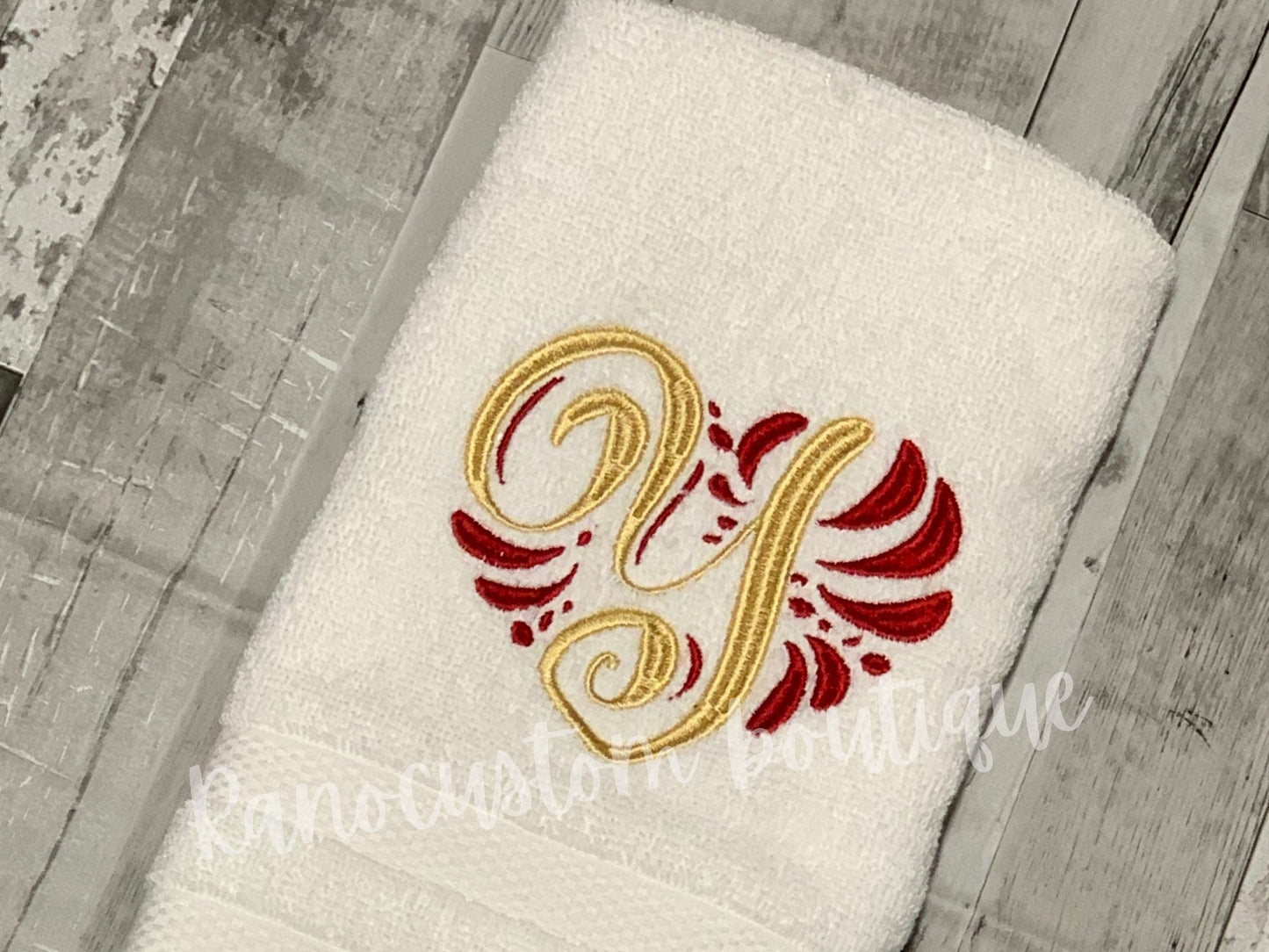 Personalised Luxury Monogrammed Towel,Custom Boutique Towel,Monogrammed Heart Wedding Gift Towels , Embroidered Hand Towel