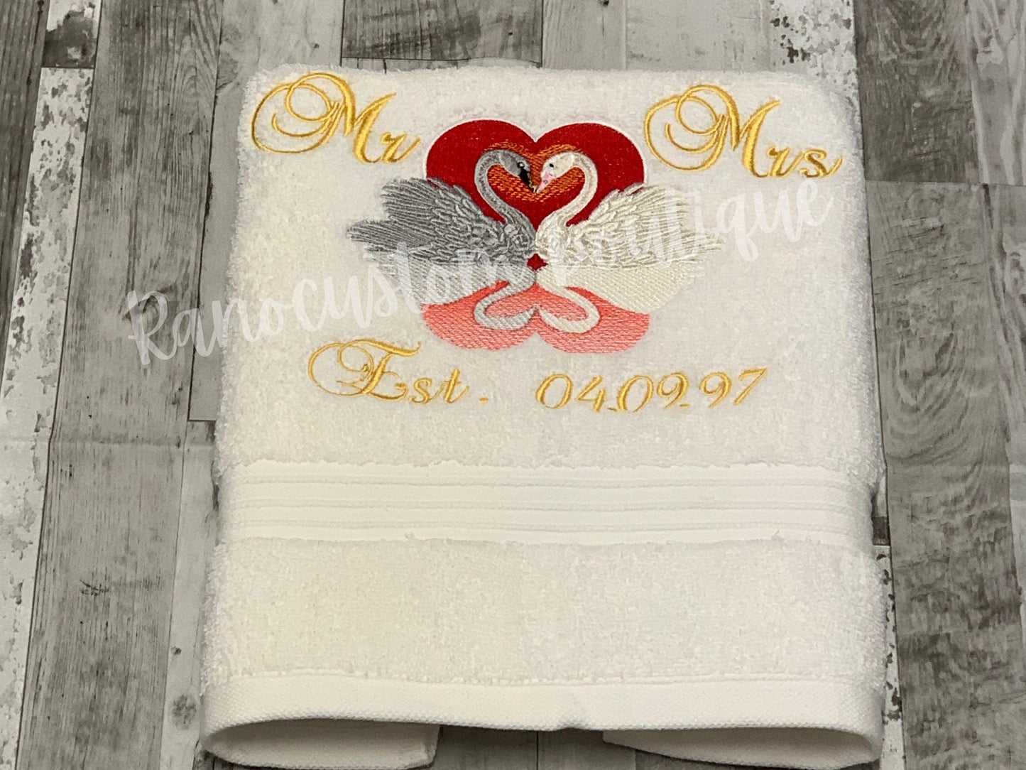Embroidered Swan Design Towel, Embroidered Luxury Anniversary Towel, Luxury Anniversary Gift, Wedding Gift