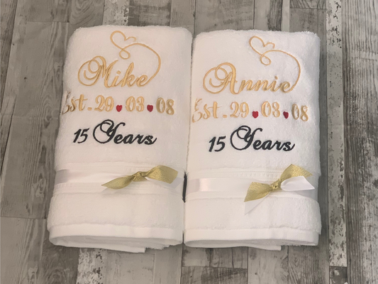 Personalised Luxury Wedding  Anniversary Towel Set of 2, Embroidered Anniversary Gift Set, Couple Gifts, Hand Towels, Wedding Gift