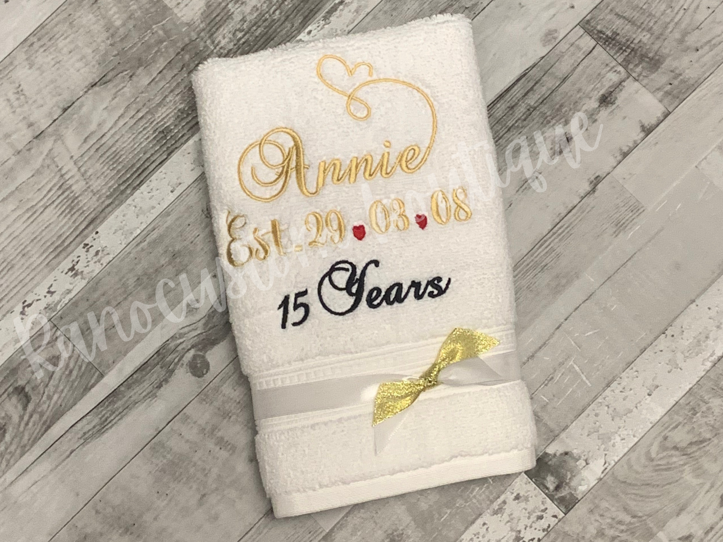 Personalised Luxury Wedding  Anniversary Towel Set of 2, Embroidered Anniversary Gift Set, Couple Gifts, Hand Towels, Wedding Gift