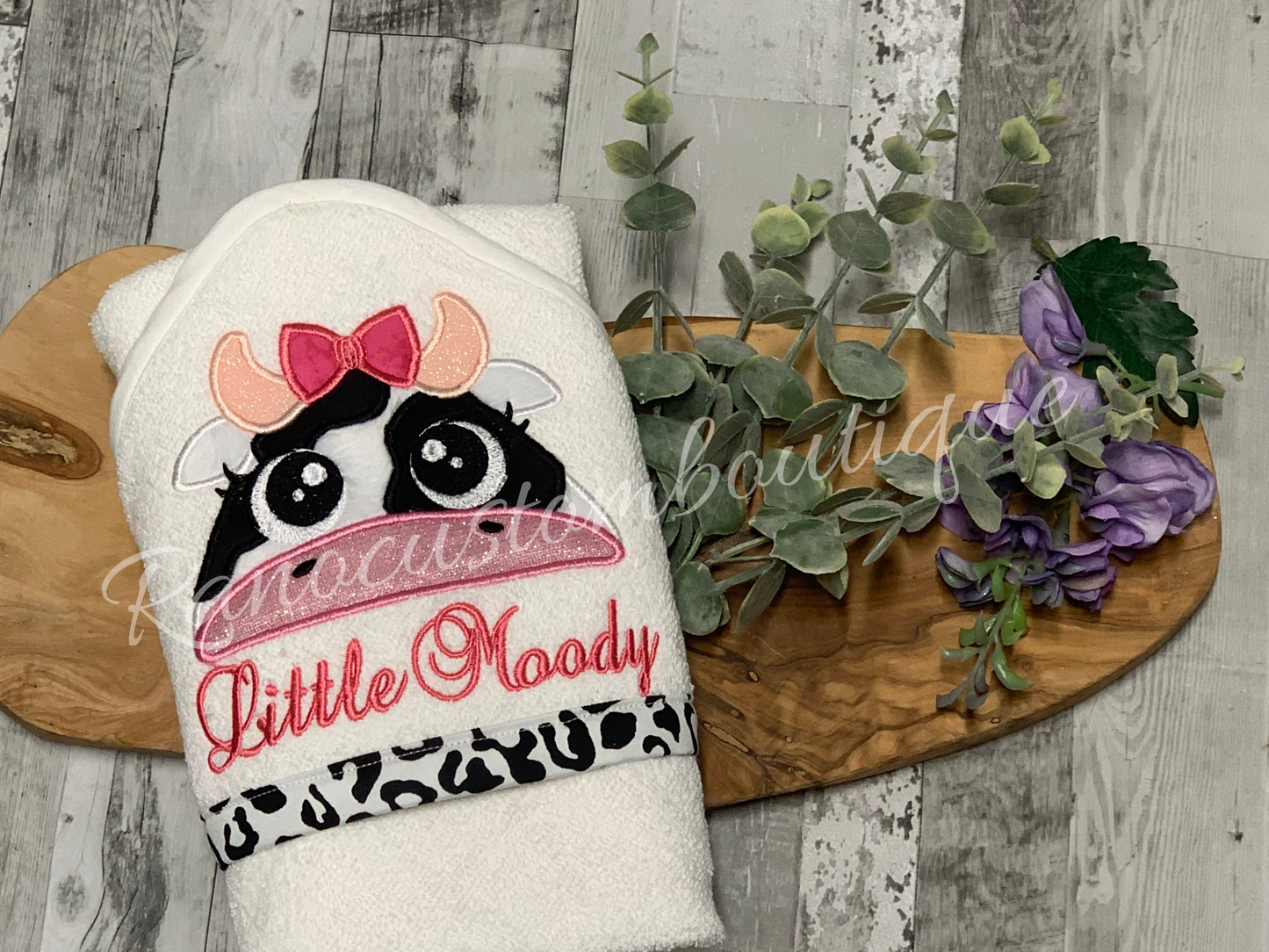 Baby Cow Hooded Girl Towel, Newborn Gift Design, Embroidered Hooded Baby Cow Towel, Baby Shower Gift