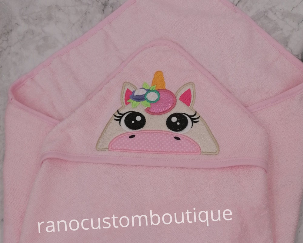 Personalized Hooded Baby Girl Towel, Customized Newborn Gift Design, Embroidered Hooded Children's Towels, Birthday And Baby Shower Gift