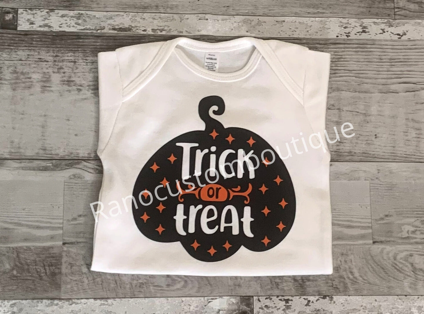 Pumpkin Shirt, Pumpkin HTV Boys Shirt, Kids Pumpkin Shirt, Kids Personalised Halloween Pumpkin T-Shirt